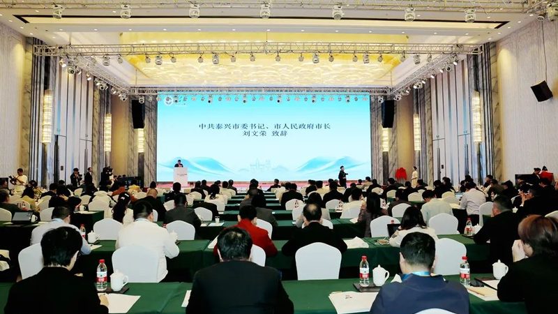 免钉胶与结构胶：性能差异与应用场景解析**